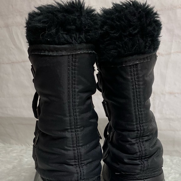 Sorel winter boots size 7 - Picture 4 of 8
